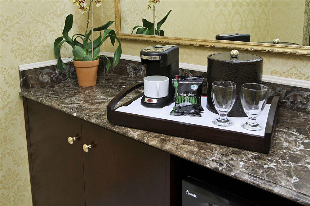 แอร์ส โฮเต็ล แมนฮัตตันบีช แอลเอเอกซ์ Hotel ฮอว์ธอร์น ภายนอก รูปภาพ